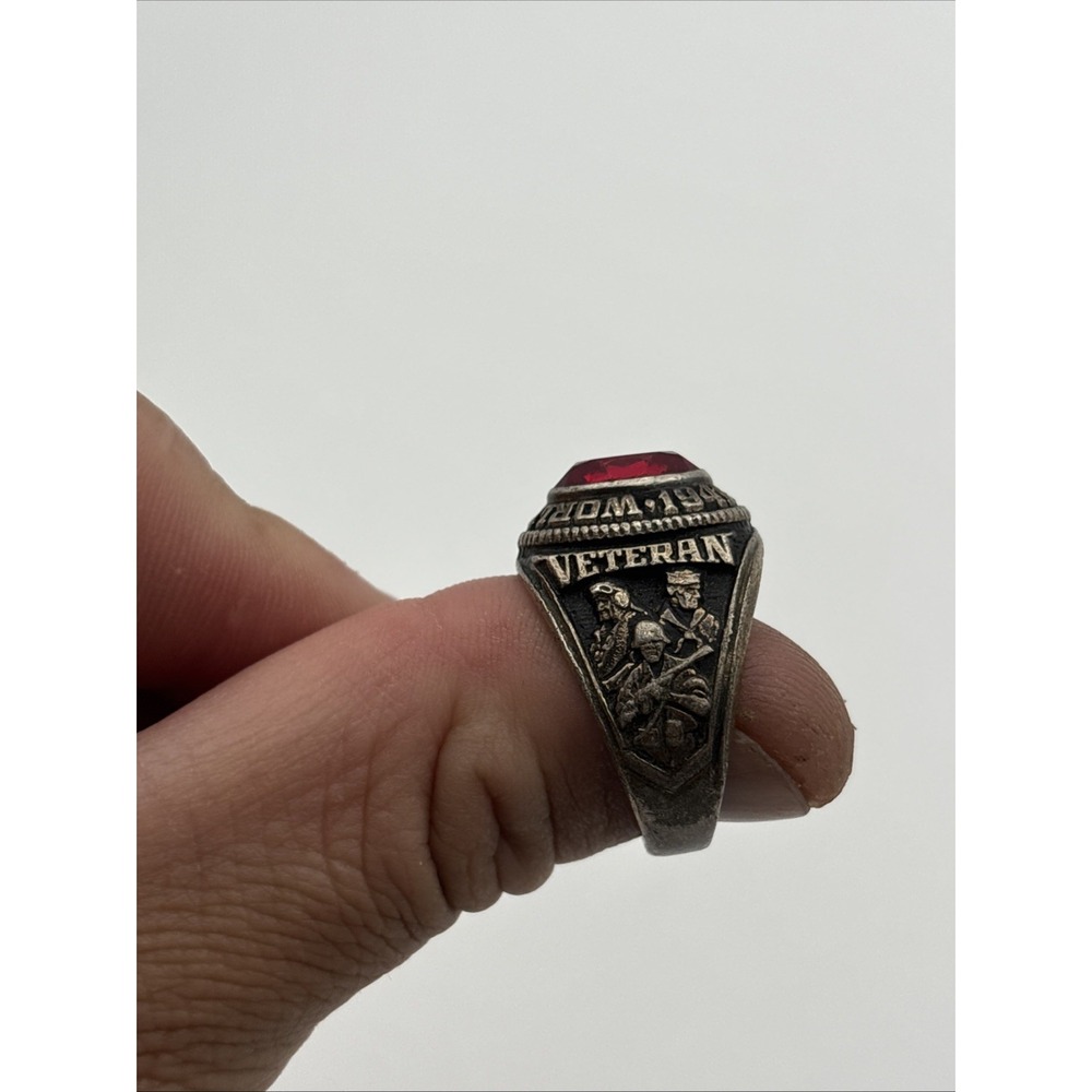 Vintage ESPO Sterling Silver WWII World War II Veteran Ring Red Stone Size 7.25